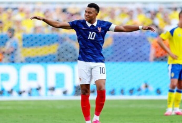 Hasil Piala Dunia: Mbappe Samai Gol Messi, Prancis Lolos ke 16 Besar