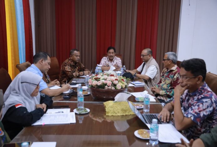 Monitoring Pascabencana, Wabup Aceh Besar Ajak Seluruh Tim Perkuat Kesiapan dan Sinergi