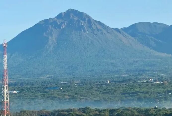 Bur Ni Telong Masih Berstatus Level II, Empat Kali Gempa Tektonik Jauh