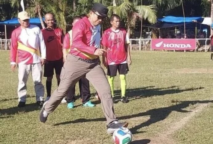 Bupati Simeulue Buka Turnamen Lauke Cup I Tekankan Sportivitas