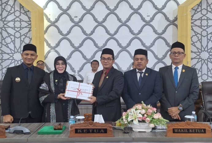DPRK Banda Aceh Mulai Bahas Raqan Pertanggungjawaban Pelaksanaan APBK 2025