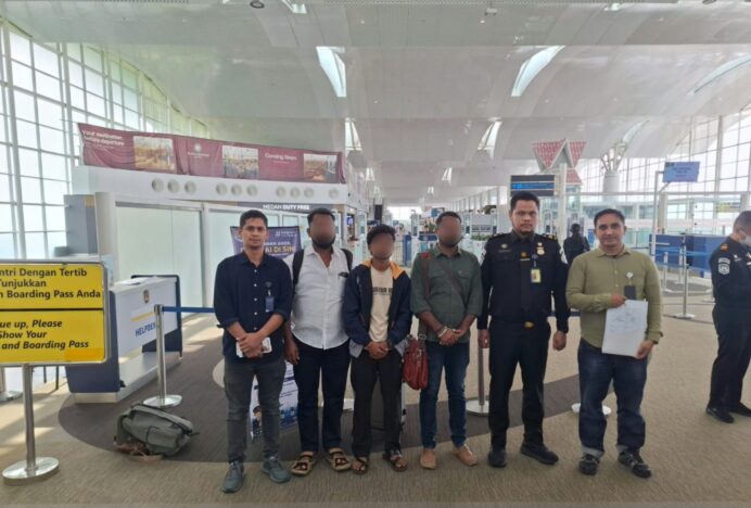 Imigrasi Banda Aceh Deportasi Tiga WNA Asal India karena Langgar Aturan Keimigrasian