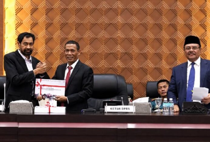 Pemerintah Aceh Sampaikan Raqan Pertanggungjawaban APBA 2025 dalam Rapat Paripurna DPRA