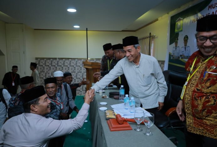 Terpilih Aklamasi, H Anwar Ahmad Jadi Ketua MAA Aceh Besar