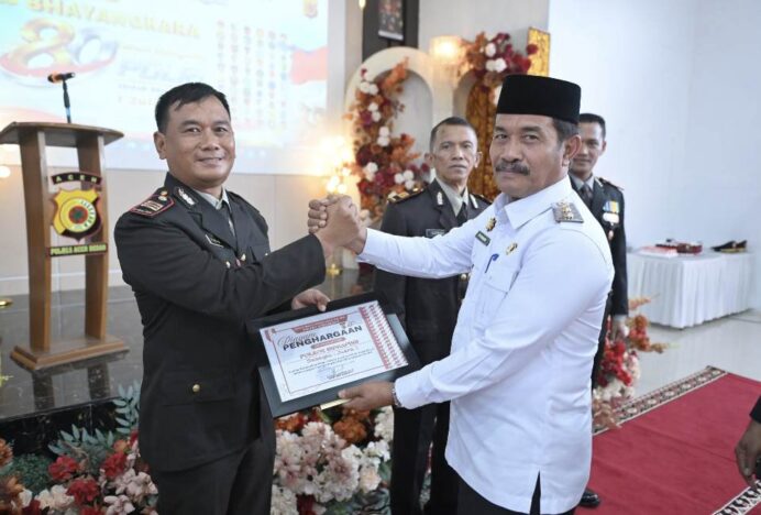 Wabup Aceh Besar Apresiasi Dedikasi Polri Jaga Kamtibmas Saat Hadiri Peringatan Hari Bhayangkara ke-80