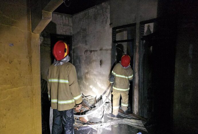 Tiga Rumah dan Kandang Kambing Terbakar di Cot Mancang