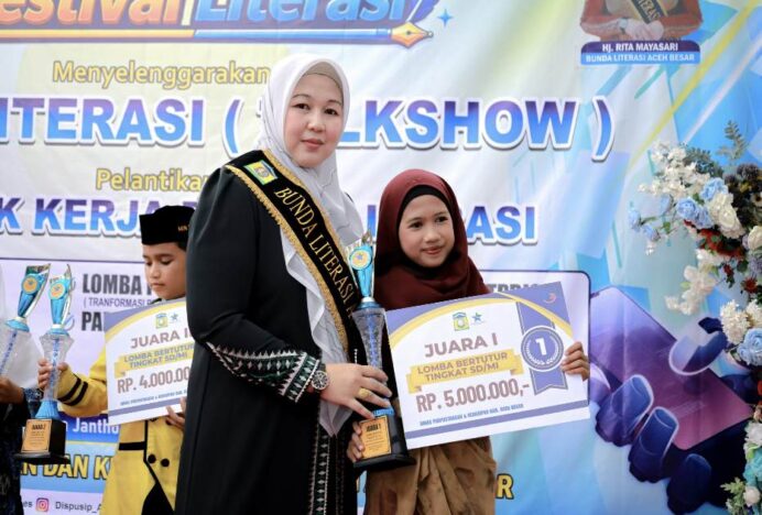 Tutup Festival Literasi, Rita Mayasari Dorong Literasi Jadi Kebiasaan