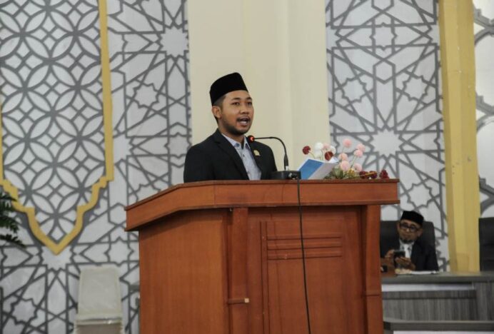 Terlihat Gersang, Banggar DPRK Minta Taman di Bawah Fly Over Simpang Surabaya Ditata