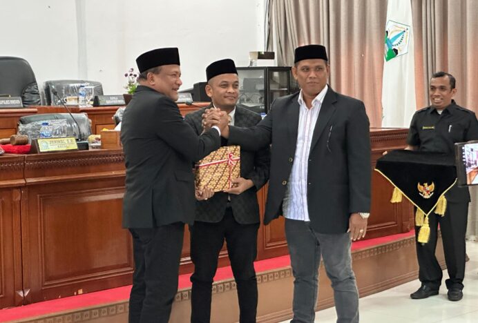 DPRK Bireuen Gelar Paripurna Raqan LPJ APBK Tahun 2025