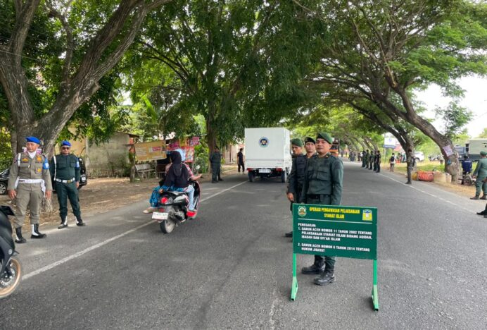 Satpol PP dan WH Aceh Besar Gelar Razia Gabungan Busana Islami