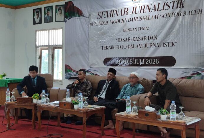 Menjaga Lentera Kebenaran, Tetaplah Menulis di Tengah Badai Media Sosial