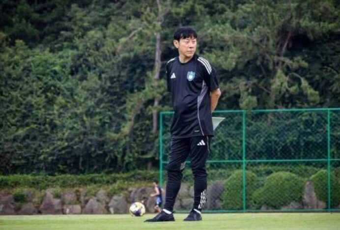 Federasi Korea Hukum Shin Tae Yong 10 Tahun