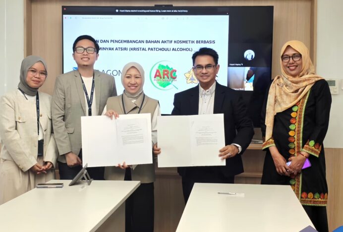 ARC dan Paragon Kolaborasi Riset Nilam Kristal Untuk Natural Kosmetika
