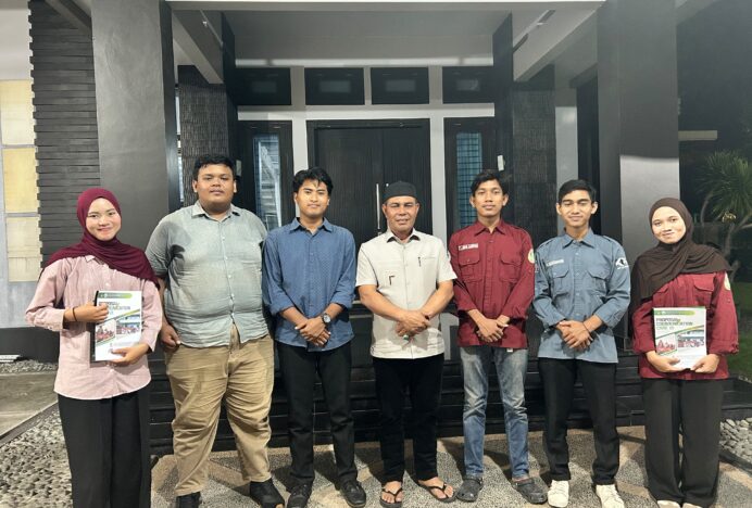 HMP KPI UIN Ar-Raniry Audiensi dengan Bupati Aceh Besar jelang COMCARE VI di Gampong Lamsujen