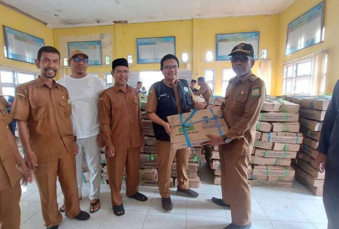 Peukan Bada Terima 11,1 Ton Bantuan Ikan Segar dari DKP Aceh