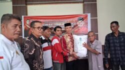 Jamaluddin Idham Salurkan Bantuan Alat Tangkap untuk Nelayan Abdya