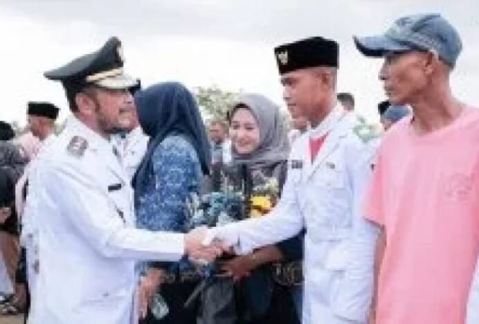 Sujud Syukur Paskibra Bireuen, Tuntaskan Tugas Pengibaran dan Penurunan Bendera