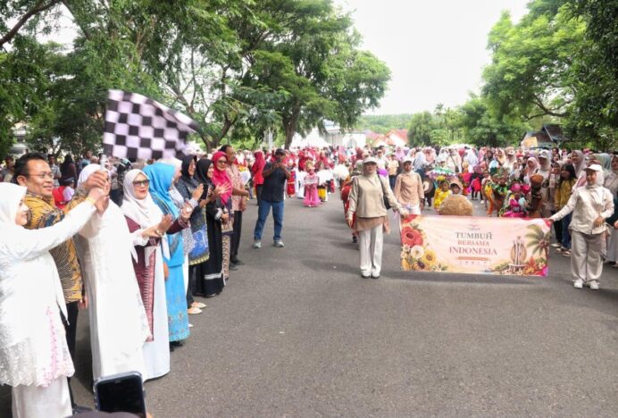 600 Anak PAUD-TK Meriahkan Pawai HUT ke-81 RI di Sabang