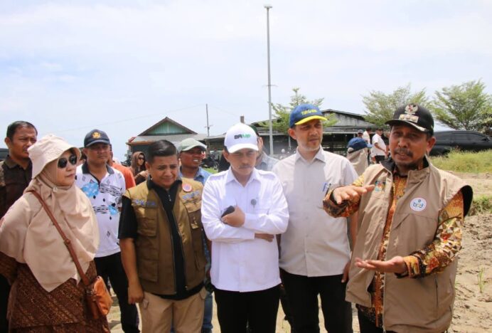 Bupati Pidie Jaya Dampingi Tim Pemerintah Pusat Tinjau Dampak Banjir, Percepatan Pemulihan Jadi Prioritas