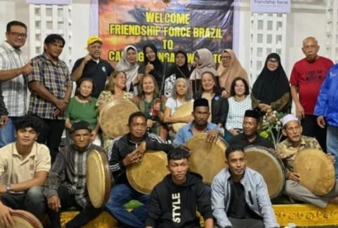 Dari Meja Makan hingga Tradisi, Persahabatan FFI Brasil-Aceh