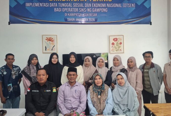 Bersama Dinsos Aceh Besar, Kecamatan Krueng Barona Jaya Gelar Bimtek DTSEN bagi Operator SIKS-NG
