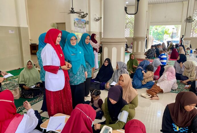 TP-PKK Aceh Besar Integrasikan Cek Kesehatan dan Pelacakan TBC di Darul Imarah