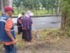 Sambut HUT ke-81 RI, DLH Aceh Besar Bersihkan Lapangan Bungong Jeumpa