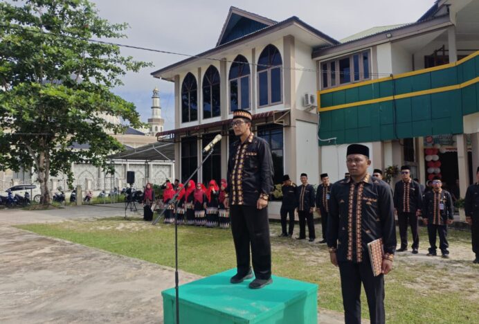Kemenag Aceh Singkil Laksanakan Upacara HUT RI ke 81 Tahun 2026
