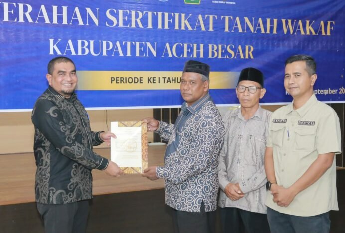 20 Nazir Terima Sertifikat Tanah Wakaf, Kemenag Aceh Besar: Wajib Produktif