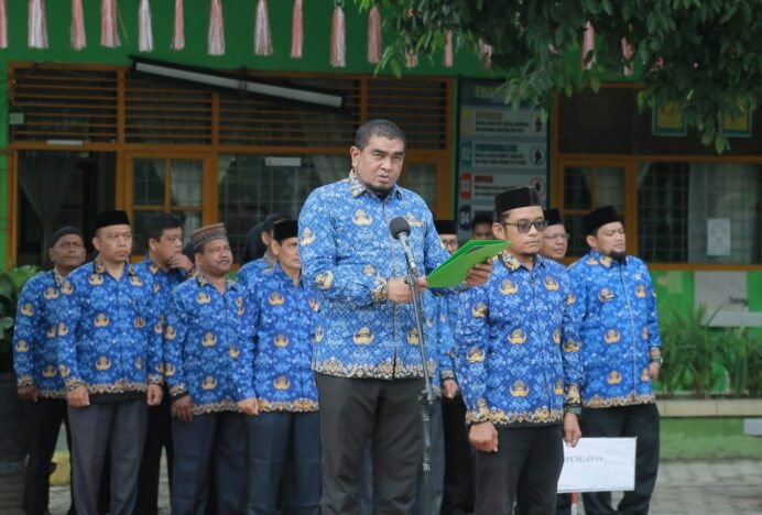 Pimpin Upacara Rutin, Yahwa: Jaga Nama Baik Kemenag, Ikhlas Melayani, Terus Berinovasi
