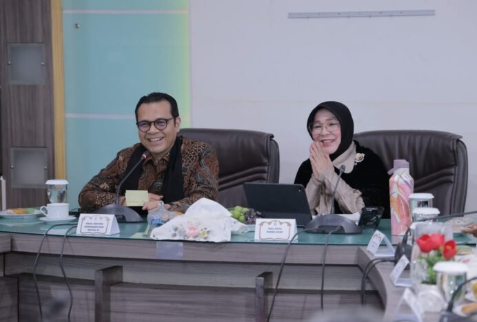 Dari Potensi Lokal Menuju Dampak Global, Wali Kota Illiza Perkuat Kolaborasi Banda Aceh-Komdigi