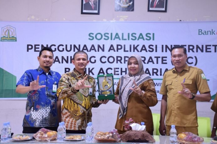 Bank Aceh Sosialisasikan Internet Banking Corporate kepada Satuan Pendidikan di Bireuen