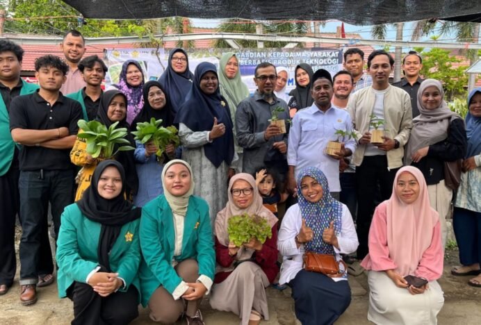 Mahasiswa USK Gelar Pengabdian Masyarakat Berbasis Teknologi Tepat Guna di Geuceu Komplek