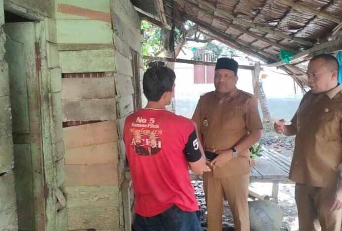 Tepati Janji, Bupati Mukhlis Alihkan Anggaran Mobil Dinas Rp4,1 Miliar untuk Pembangunan 41 Rumah Warga Miskin