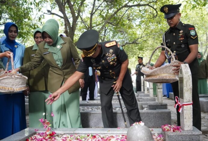 Pangdam IM Pimpin Ziarah Nasional HUT ke-81 TNI di Taman Makam Pahlawan Banda Aceh