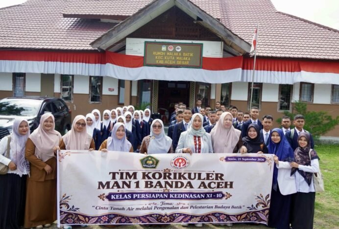 Siswa MAN 1 Model Banda Aceh Belajar Membatik di Rumoh Batik Malaka Aceh Besar