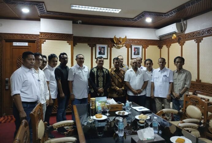 Wagub Dek Fadh Terima Kunjungan FPRMI Aceh