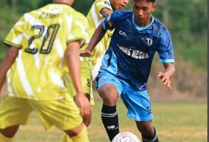 Dari Lambhuk, Mimpi Azizul Menembus Pentas Nasional