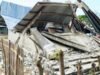 Rumah Hancur Akibat Gempa NTT, Satu Keluarga Tinggal di Kandang Babi