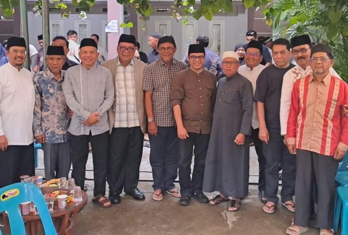 PIRA Takziah ke Rumah Duka Sjamsul Kahar, Kenang Kiprah Tokoh Pers Aceh