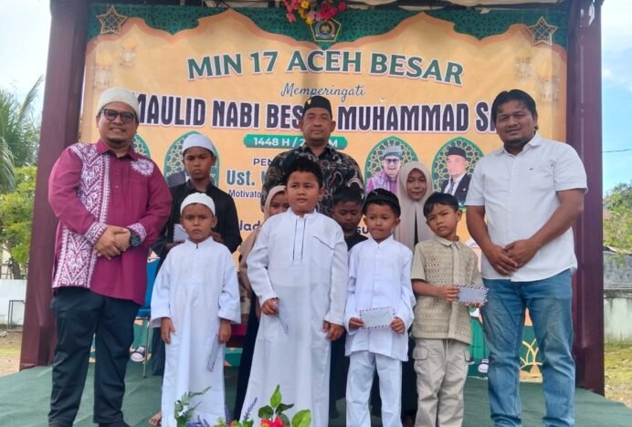 MIN 17 Aceh Besar Peringati Maulid Nabi Muhammad SAW, Tanamkan Keteladanan Akhlak kepada Generasi Muda