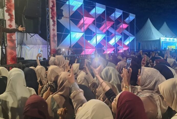 Indonesia Fest 2026 Berakhir, Rial Hibur Pengunjung Blang Padang