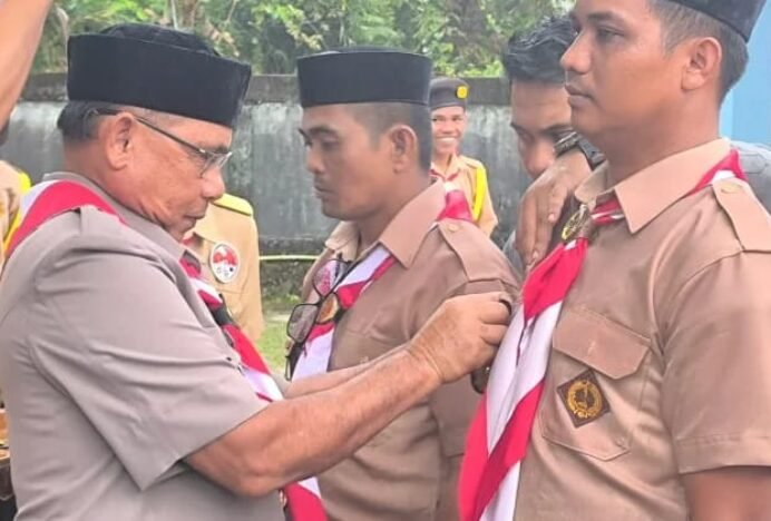 Lantik Mabigus Pramuka, Wabup Simeulue Ingatkan Bijak Bermedia Sosial