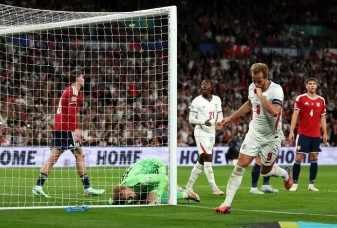 Harry Kane Makin Favorit Raih Ballon d’Or, Paul Robinson: Lelucon jika Bukan Dia Pemenangnya