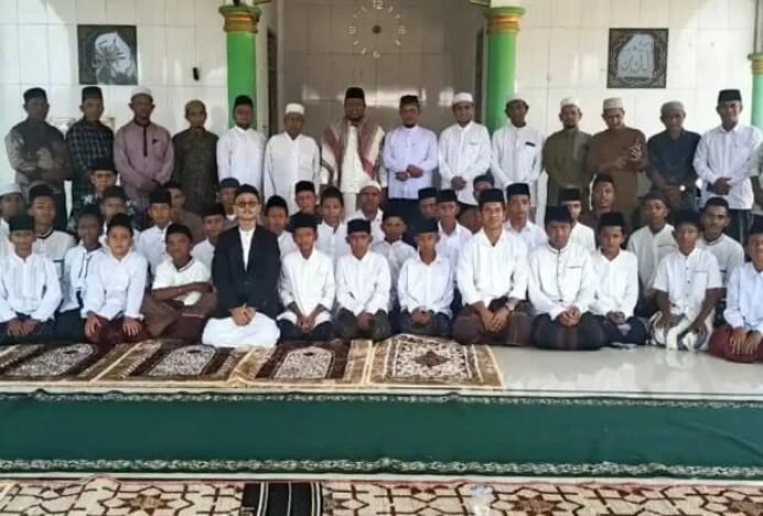 Ratusan Warga Hadiri Haul Abah Ramli Perlak, Dayah Tautiatul Abrar Rayakan Milad