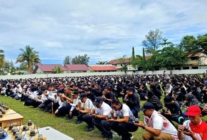 Aceh Barat Sukses Sabet Rekor MURI “Jep Kupi Khop” 2.026 Gelas