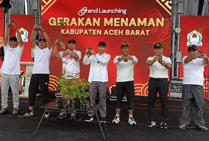 Pemkab Luncurkan Gerakan Aceh Barat Menanam dalam Rangka HUT ke-438 Kota Meulaboh