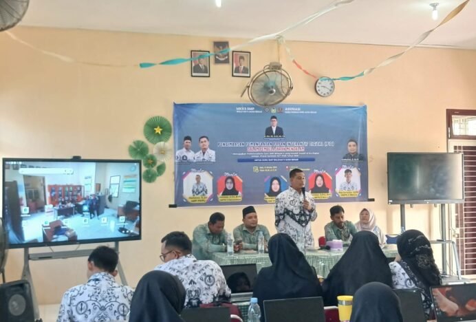 MKKS SMP Wilayah V Aceh Besar Latih Guru Manfaatkan Papan Interaktif Digital