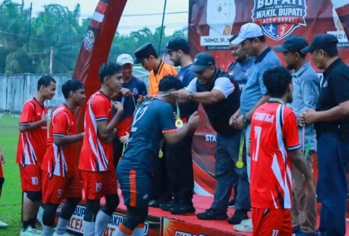 Samatiga Juara Piala Bupati Usai Menang Adu Penalti atas Kaway XVI