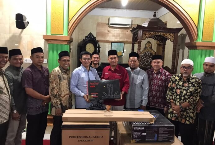 Ketua DPRK Irwansyah ST Advokasi Fasilitas untuk 8 Masjid di Banda Aceh